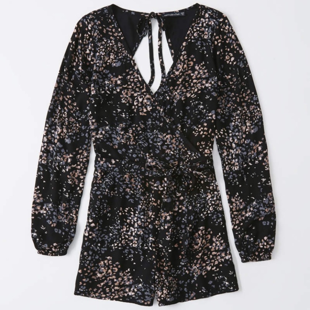 Long sleeve open back romper